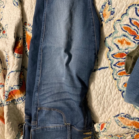 Torrid - Picture 2 of 2